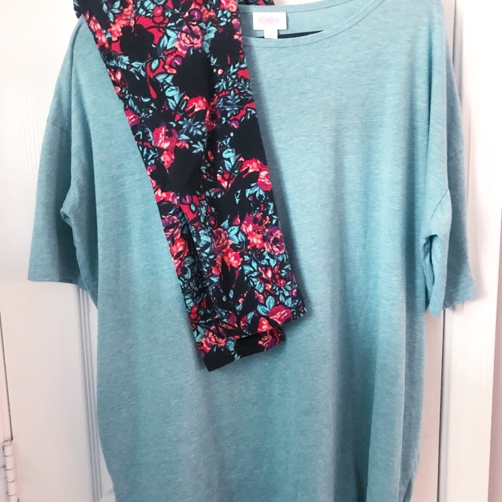 Large Irma with TC leggings. Very good condition.